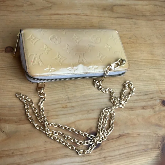 Louis Vuitton Clutch Purse With Chain Citrine Leather - Picture 2 of 10